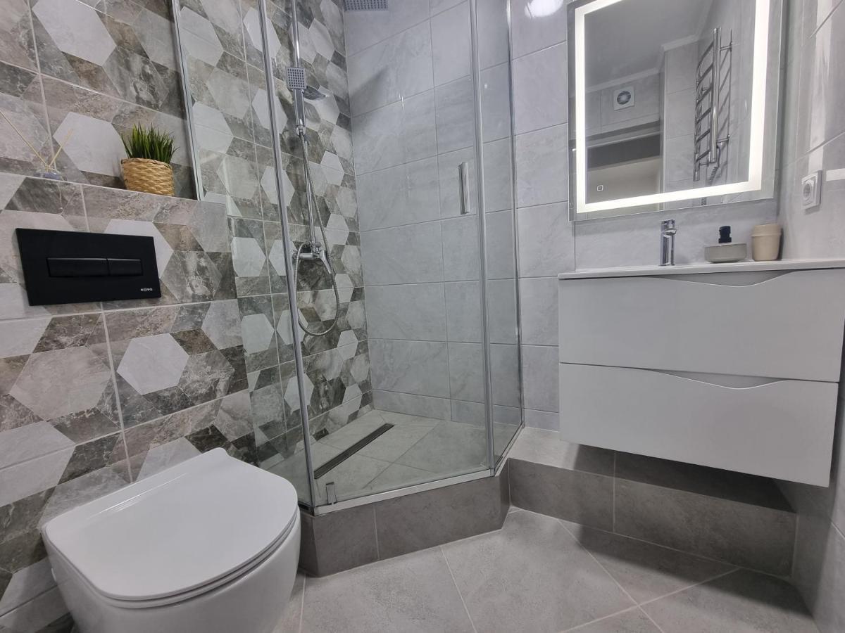 Negruzzi Bd, One Bedroom Apartment Chişinău Extérieur photo
