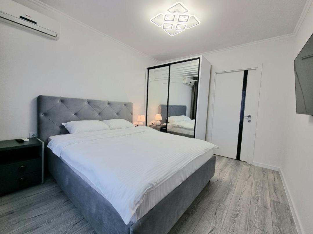 Negruzzi Bd, One Bedroom Apartment Chişinău Extérieur photo